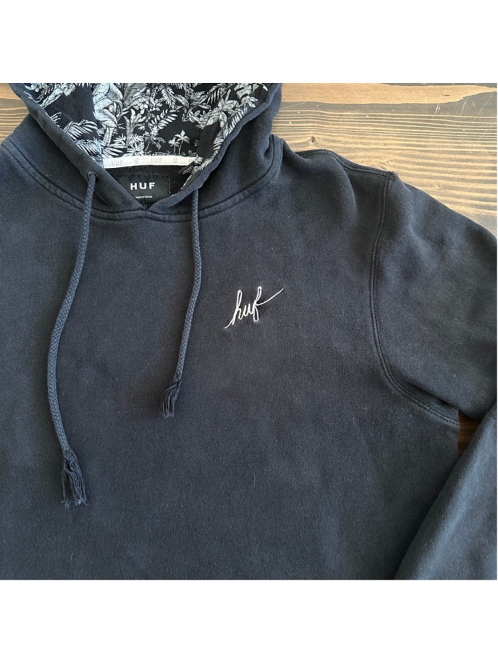 Men's HUF Black Hoodie XL White Palm Tree Print Pullover Sweatshirt